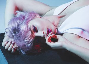 v